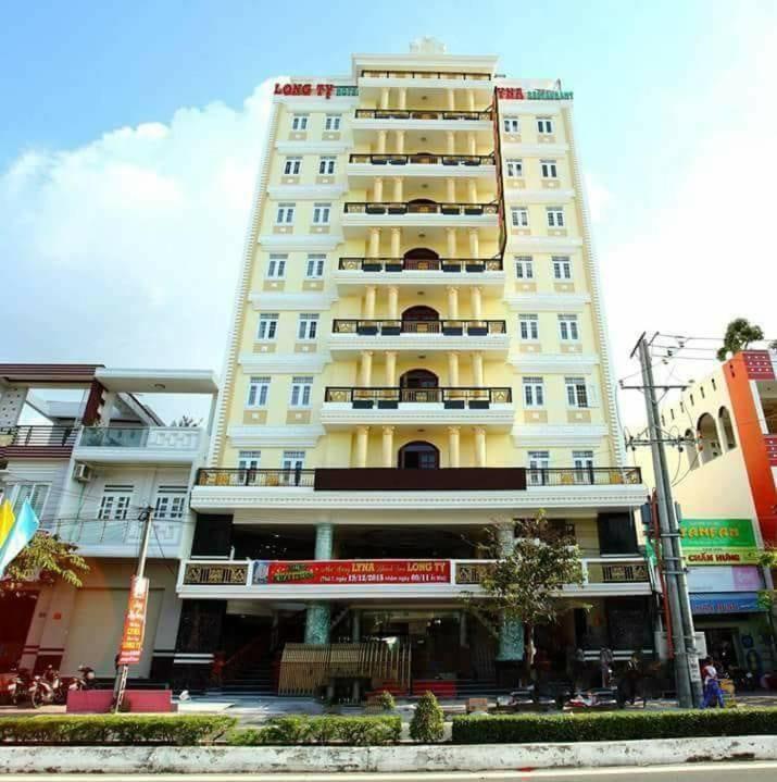 Khach San Long Ty Hotel Cà Mau Zewnętrze zdjęcie