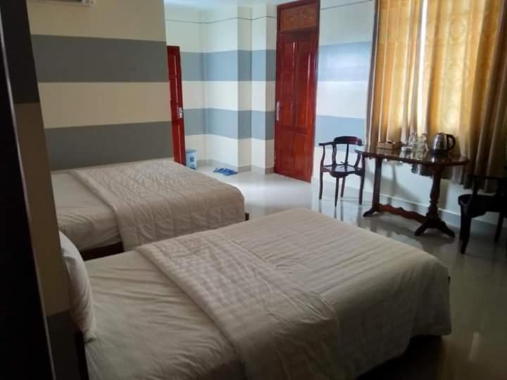 Khach San Long Ty Hotel Cà Mau Zewnętrze zdjęcie